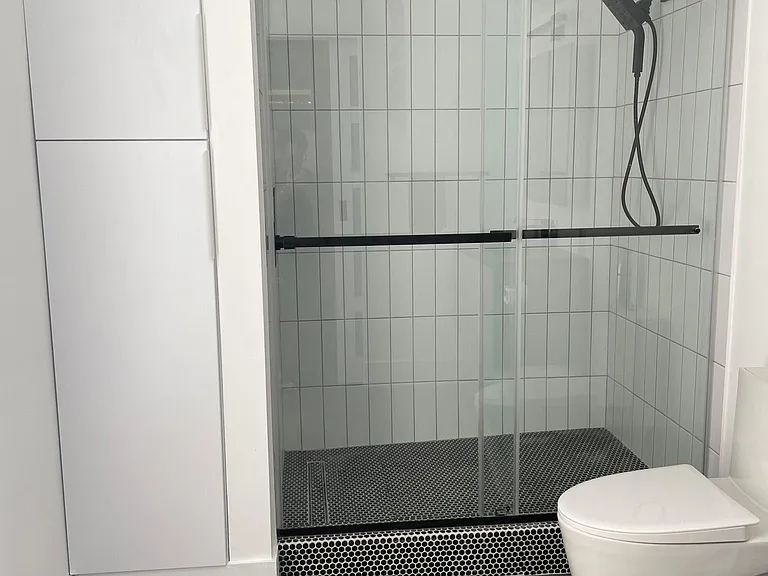 1330 S Sierra Bonita Ave — Photo 12