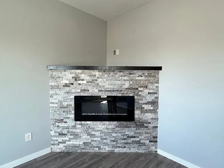 2724 Silver St — Photo 5