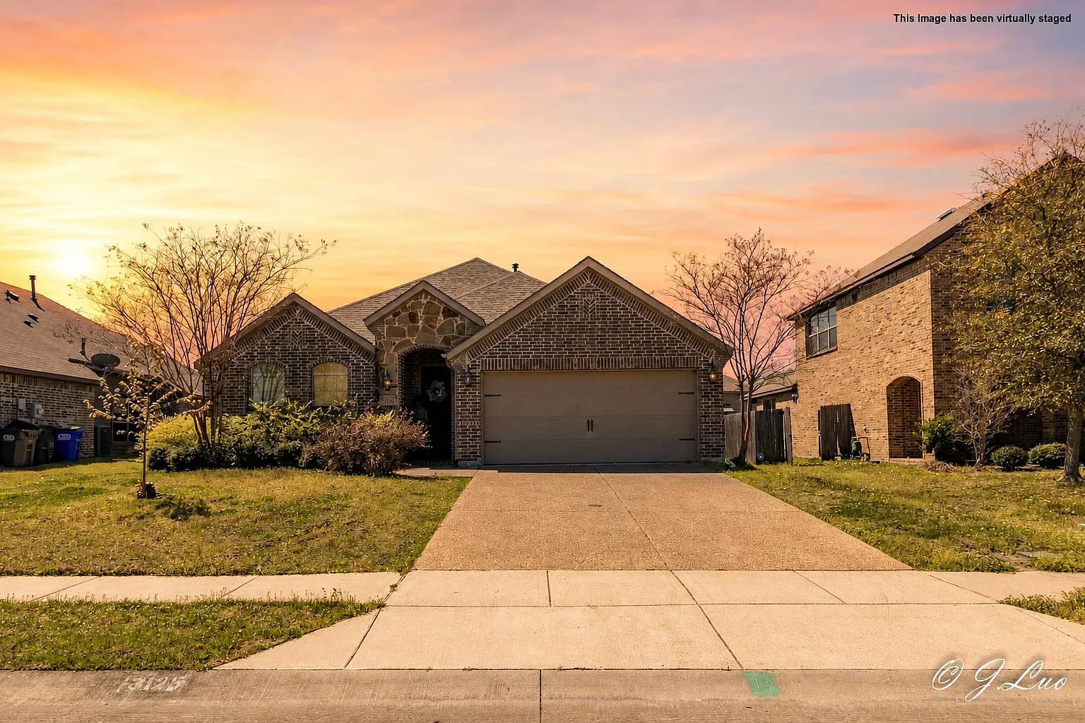 4 bed, 2090 sqft, $2,345 — Photo 1