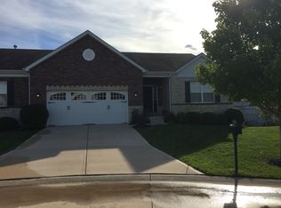 1705 Ridgemont Ct, Saint Louis, MO 63146