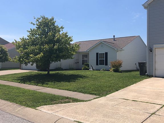 2nd image of 3250 Capsella Ln