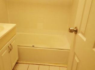 73 Harper Ct, Bronx, NY 10466