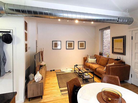 3rd image of 945 N Western Ave APT 2F