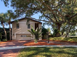 13703 Oak Forest Blvd N, Seminole, FL 33776