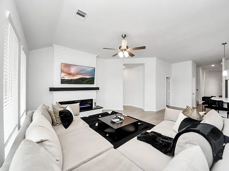 10603 Juniper Branch Dr — Photo 29
