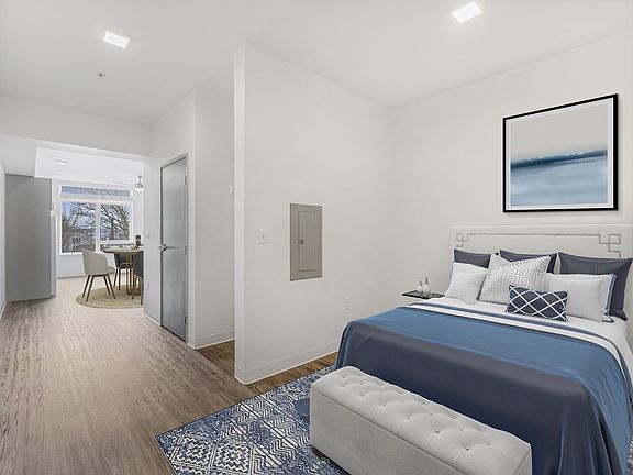 3rd image of 123 SE 13th Ave #1-312