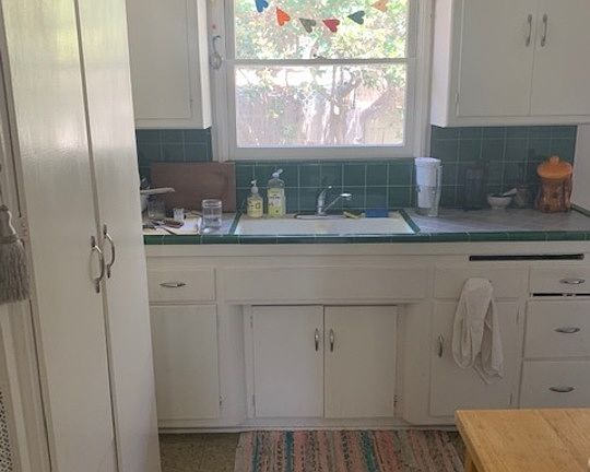 4th image of 10964 Culver Blvd