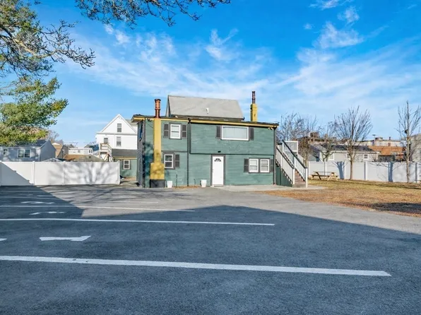 37 Cleveland St, Revere, MA 02151