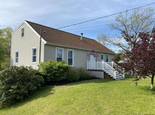 1123 Hudson Ave, Stillwater, NY 12170