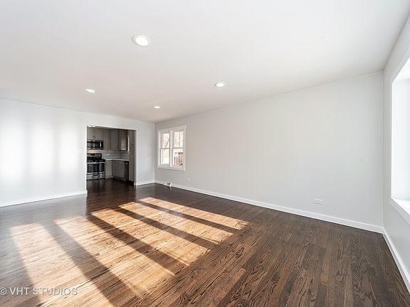 3rd image of 740 McKinley Ave