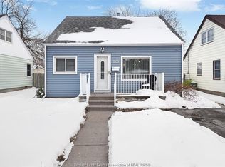 3553 Girardot St, Windsor, ON N9C 1W3