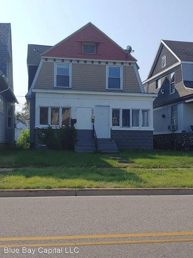 531 W Webster Ave photo 1
