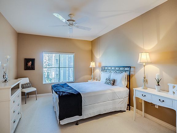 5th image of 5350 E Deer Valley Dr Unit 2413