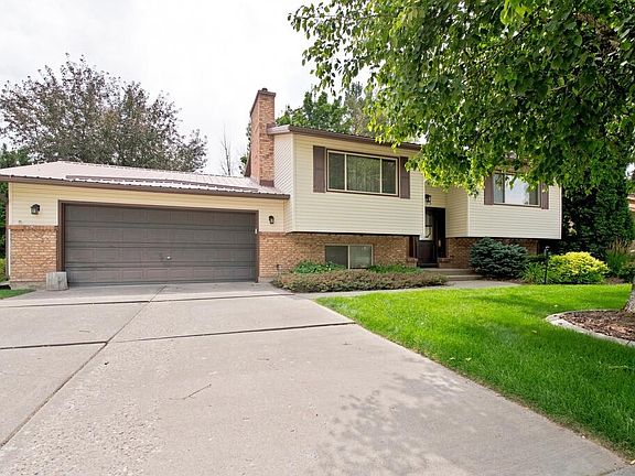 2nd image of 2323 Westcliff Dr