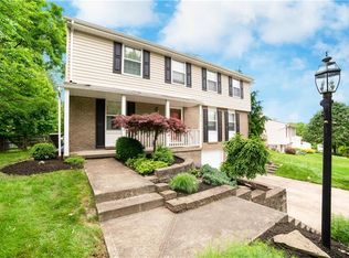 574 Fruitwood Dr, Bethel Park, PA