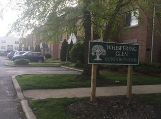 5351 N East River Rd APT 401, Chicago, IL 60656