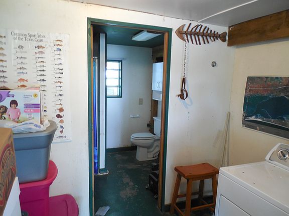 Downstains lockout with bath