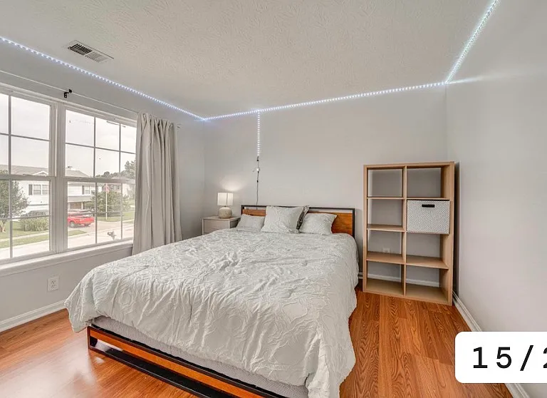 10605 Irvin Pines Dr — Photo 7