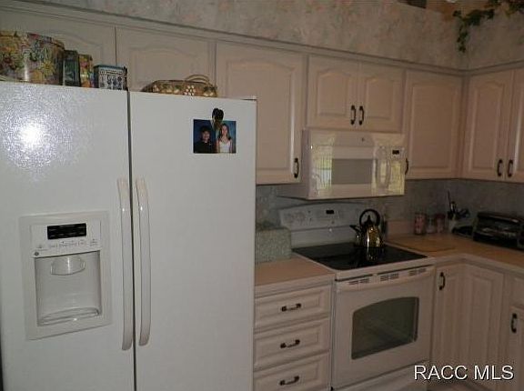 5th image of 6145 N Silver Palm Way