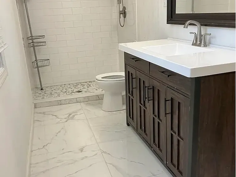 229 Washington St — Photo 11