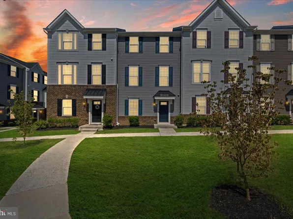 251 Compass Dr, Lansdale, PA 19446