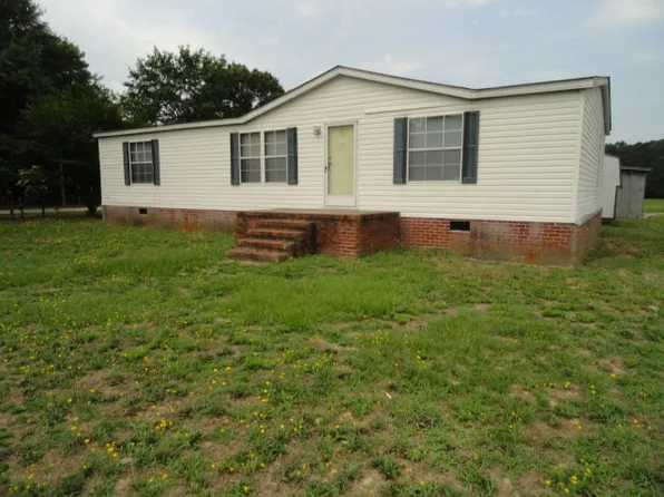 1141 Capps Bridge Rd SW, Pikeville, NC 27863