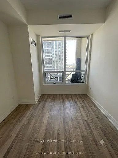 9085 Jane St #1703 — Photo 12