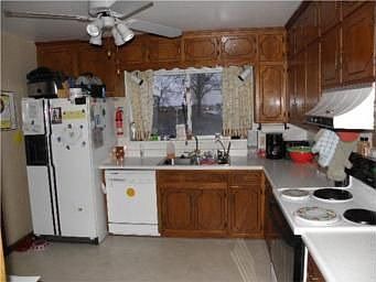 3rd image of 14113 E 39th St S