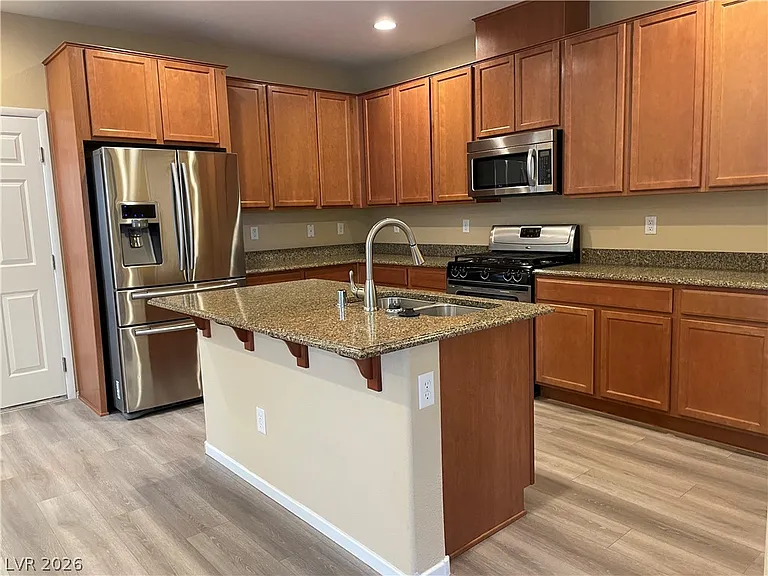 8620 Rowland Bluff Ave — Photo 11