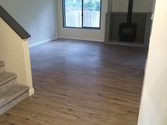 3rd image of 9306 Judy Ln SE #B