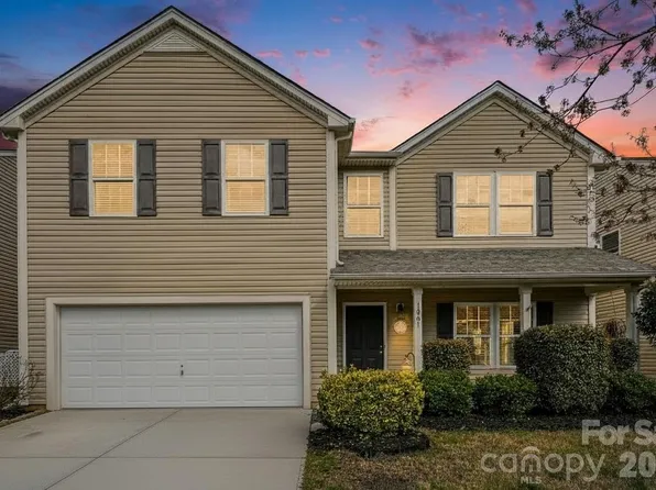 1061 Regal Manor Ln, Fort Mill, SC 29715
