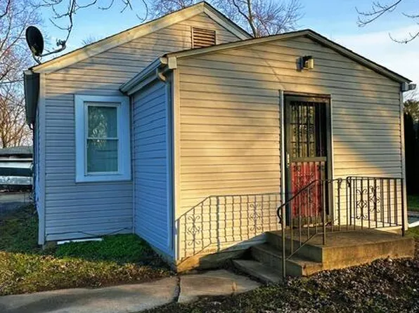 3245 N Lake Park Ave, Hobart, IN 46342