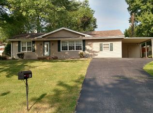 45 Justice Dr, Belleville, IL