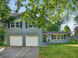 523 Barbashela Cir, Stone Mountain, GA 30088