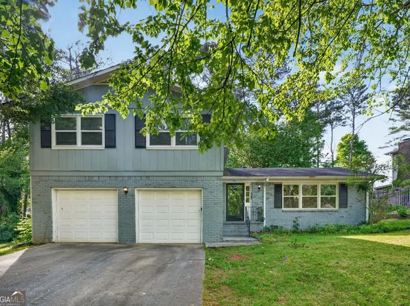 523 Barbashela Cir, Stone Mountain, GA 30088