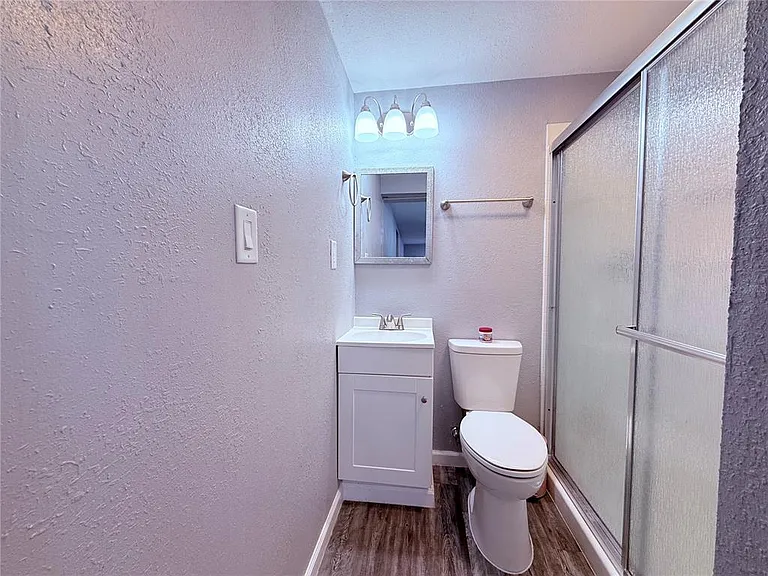 4514 W Fern St — Photo 14