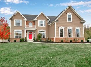 45 Golden Crescent Way, Orchard Park, NY 14127