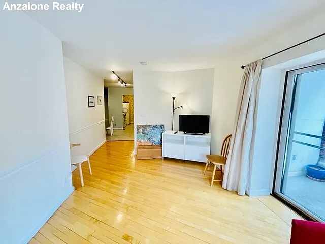 19 Wiget St #204 — Photo 12