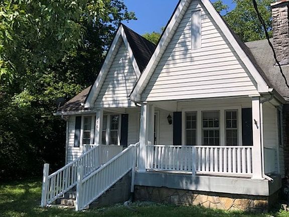 2nd image of 766 Oakdell Ave