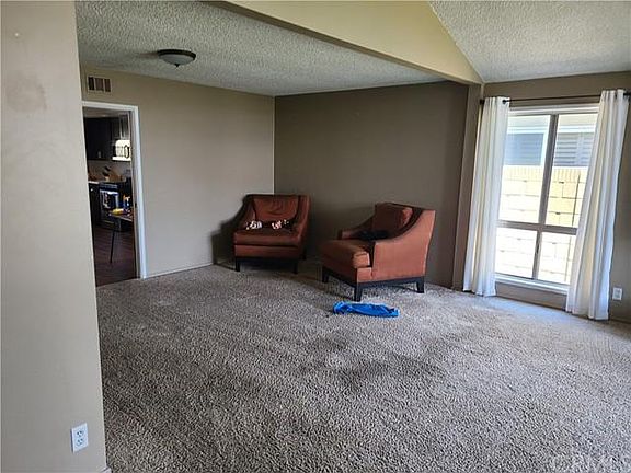2nd image of 4541 Dogwood Ave