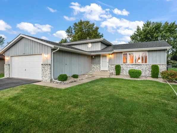 3093 Fairhaven Cir, Crown Point, IN 46307