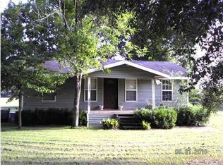 7279 Welcome Church Rd, Sneads, FL 32460