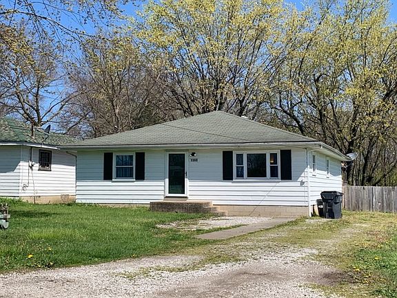 2nd image of 1360 Little Ave