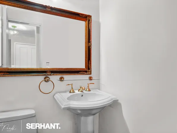 132 East 35th Street image 26 of 31