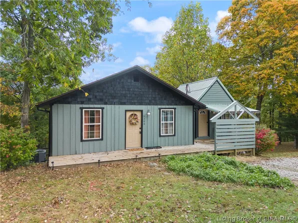 6208 W Newton Stewart Road, Taswell, IN 47175