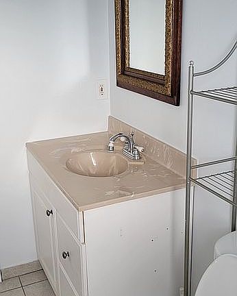 3rd image of 617 Goodall Ave