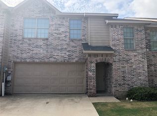 2347 Calendar Ct, Grand Prairie, TX 75050