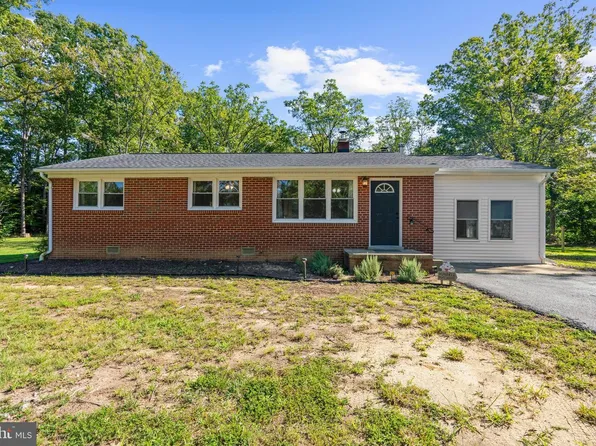 6720 Boots Ln, La Plata, MD 20646