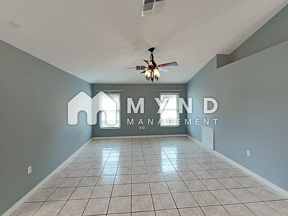 3rd image of 4829 Calasans Ave