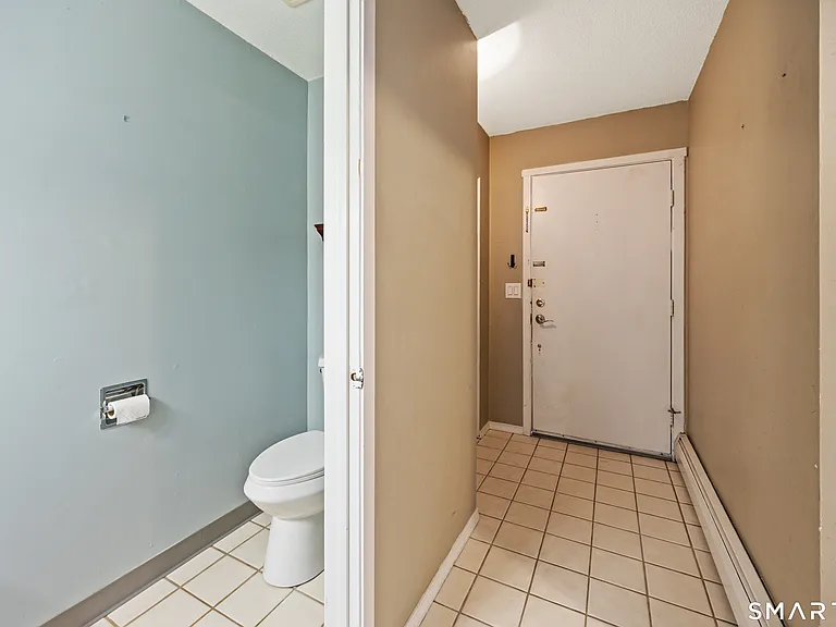 5 Staunton Ct #B — Photo 13